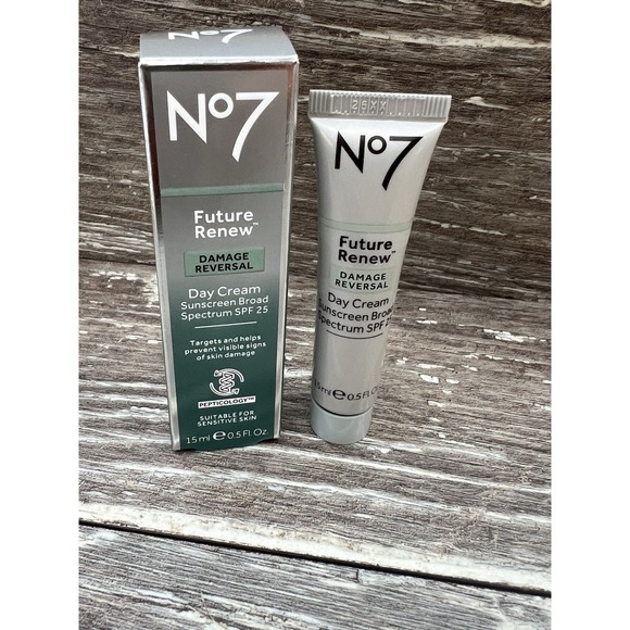 No7 Future Renew Damage Reversal Day Cream Sunscreen SPF 25 Travel 0.5 Fl Oz New - Picture 1 of 9